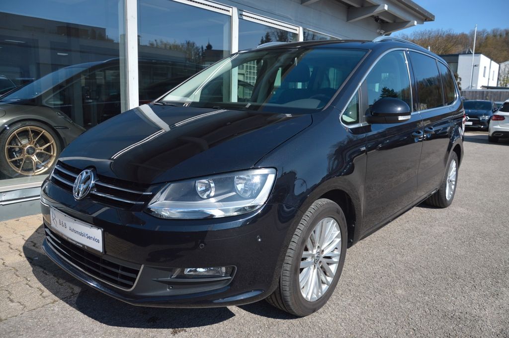 Bild des Angebotes Volkswagen Sharan Blue Motion Cup*NAVI*7-SITZE*CAM*SHZ*PARK
