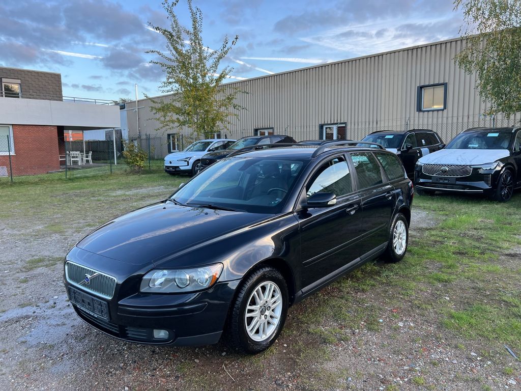 Bild des Angebotes Volvo V50 1.6 Momentum