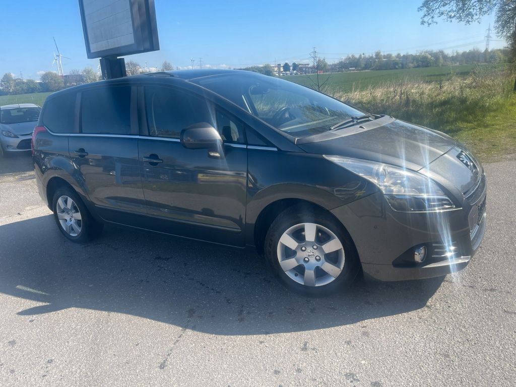 Bild des Angebotes Peugeot 5008 Premium/TÜV 03 2028/PDC/P-DACH/