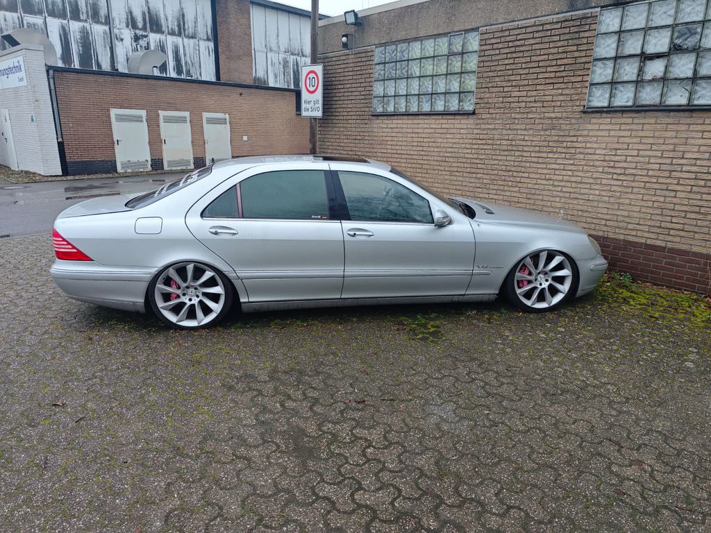 Mercedes-Benz S 600 L -