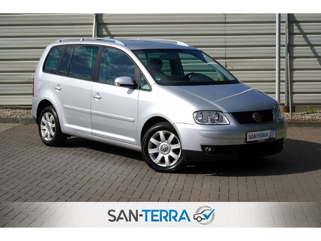 Bild des Angebotes Volkswagen Touran HIGHLINE KLIMAAUT*SHZ*AHK*SERVO*ZV*TEMPOM