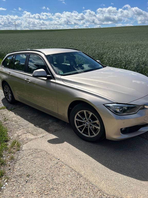 Bild des Angebotes BMW 320d Touring -