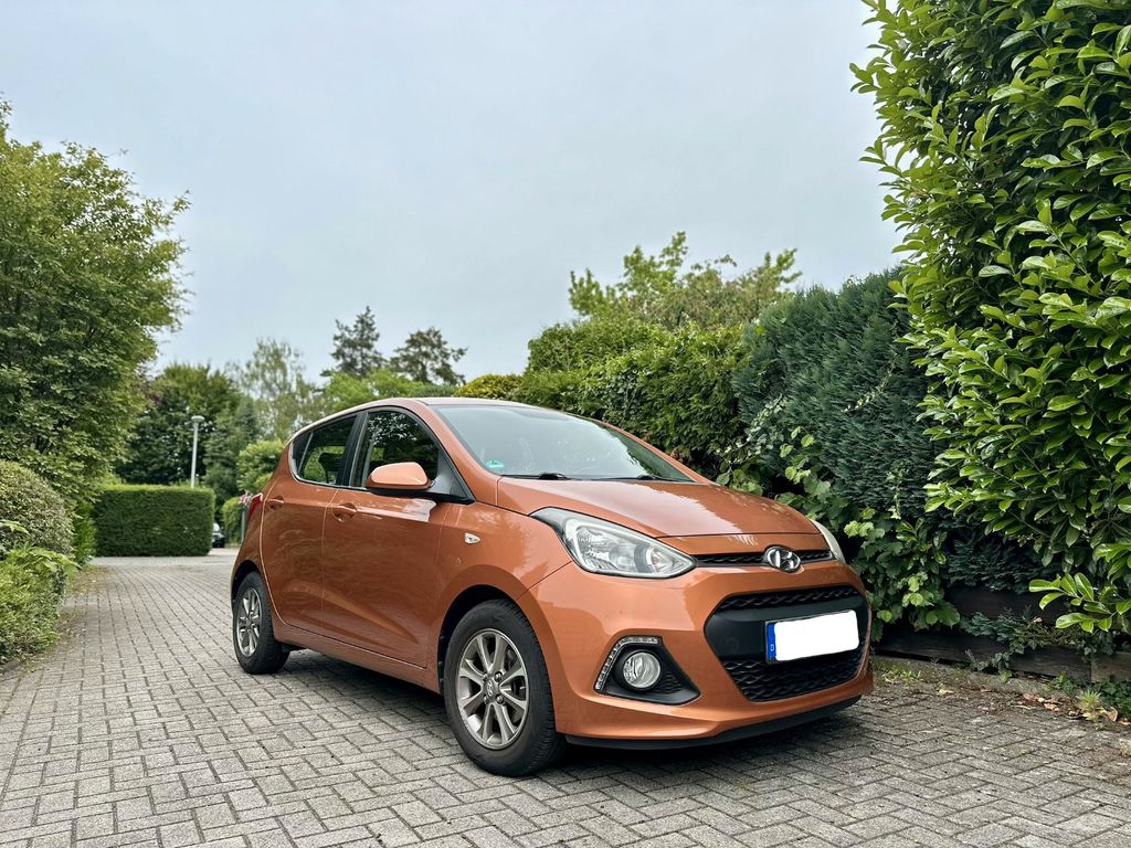 Bild des Angebotes Hyundai i10 1.0 FIFA World Cup Edition FIFA World Cu...