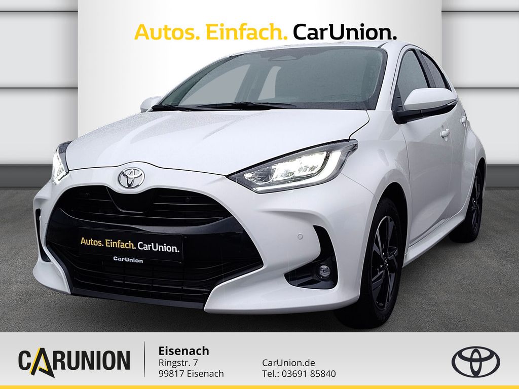 Bild des Angebotes Toyota Yaris TEAMPLAYER LED+KAMERA+SH+APPLE-CAR