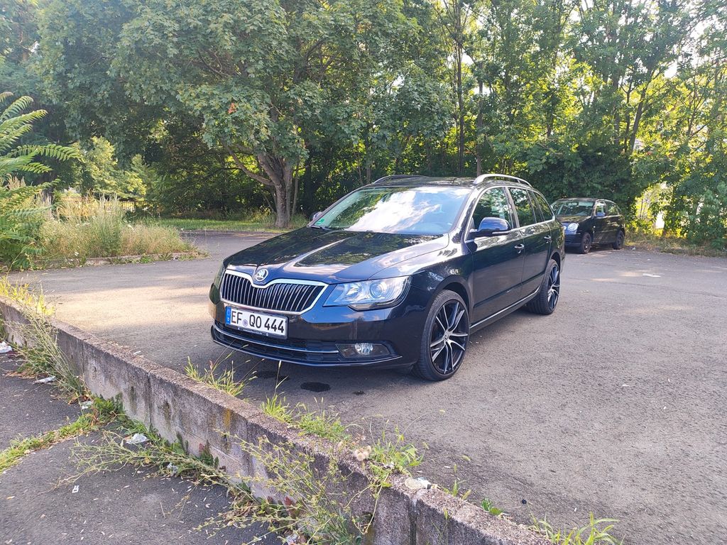 Bild des Angebotes Skoda Superb 2.0 TDI Green tec DSG Best of Combi B...