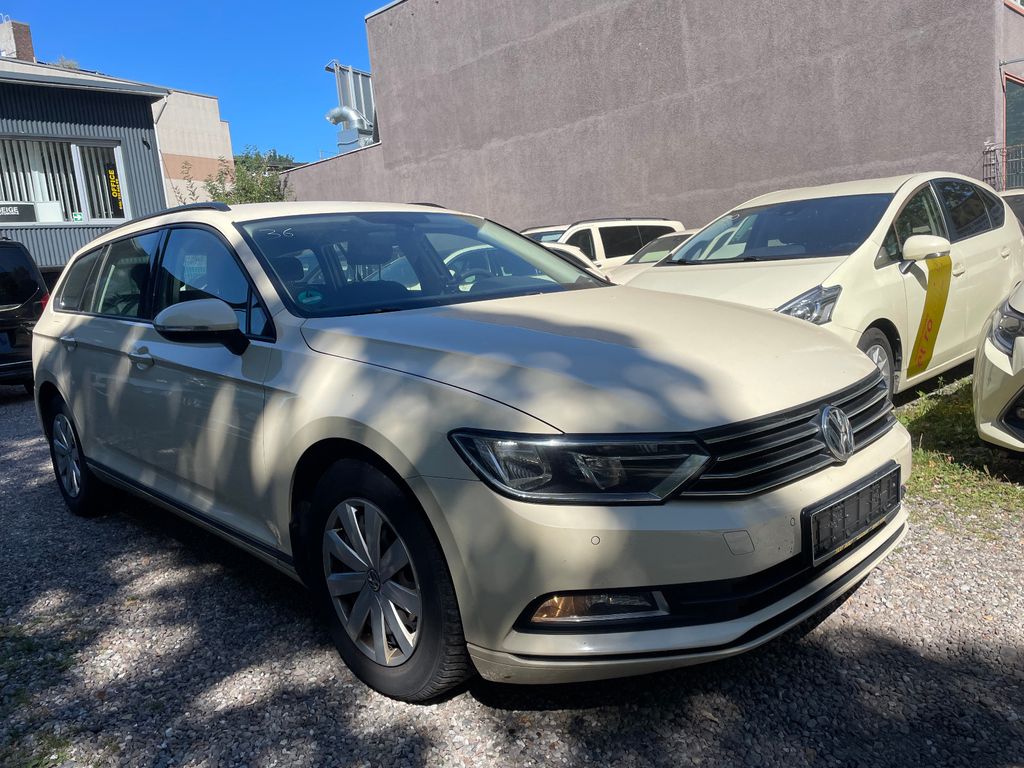 Bild des Angebotes Volkswagen Passat 2.0 TDI DSG 110kW Navi PDC Euro6