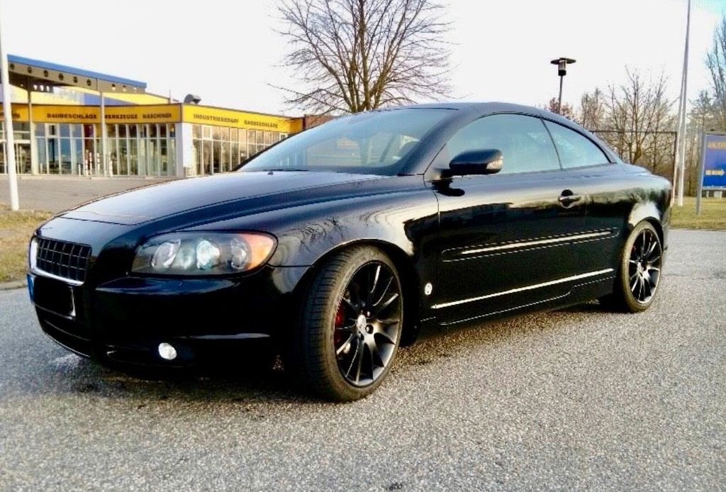 Bild des Angebotes Volvo C70 T5 Momentum