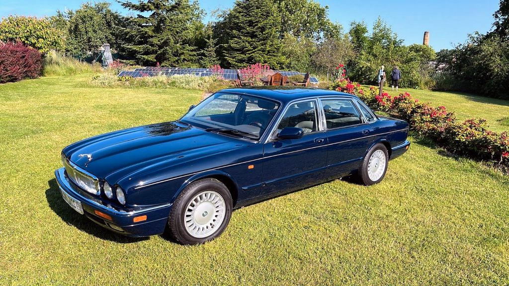 Bild des Angebotes Jaguar XJ12 6.0 Auto XL12