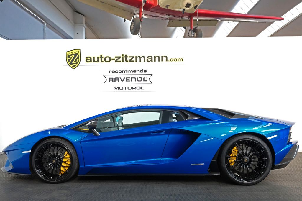 Lamborghini Aventador S/WARRANTY/1.OWNER/FULL CARBON/LIFT/