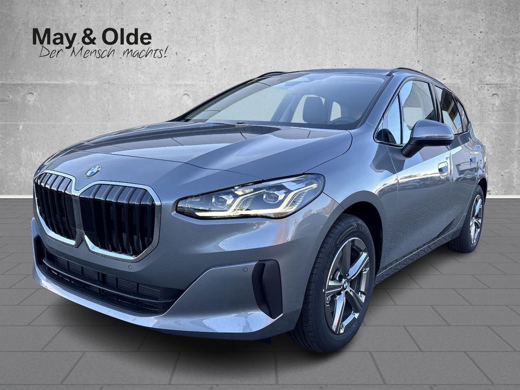Bild des Angebotes BMW 220 Active Tourer i AHK Navi PA DA+ H/K Adap.LED