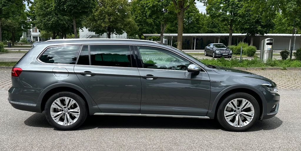 Bild des Angebotes Volkswagen Passat Alltrack 2.0 TDI SCR 176kW DSG BMT 4M...