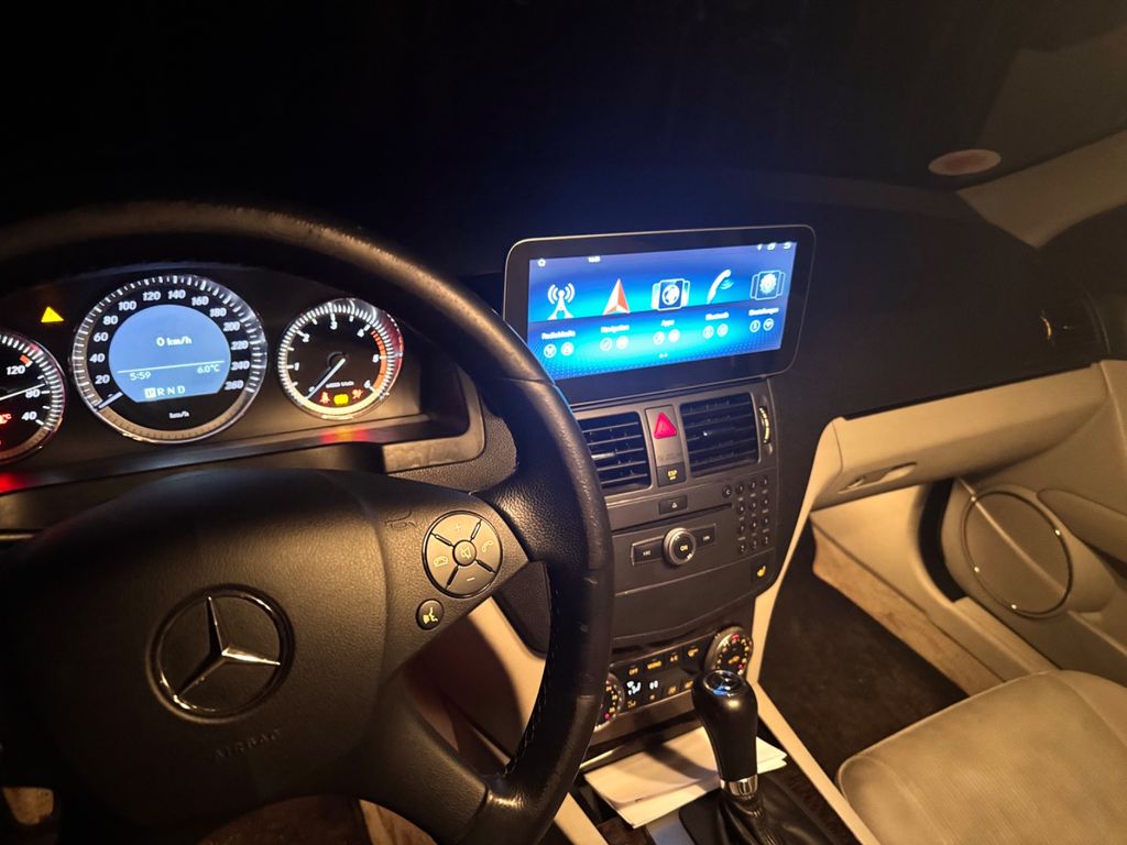 Bild des Angebotes Mercedes-Benz 220