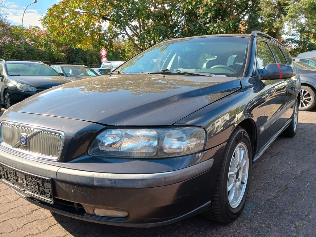 Bild des Angebotes Volvo V70 2.4 Comfort AHK, / TÜV 05/2027
