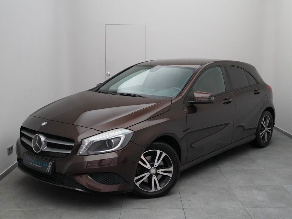 Bild des Angebotes Mercedes-Benz A 200 BlueEfficiency*EXKLUSIV-PAKET*BI-XENON*PDC