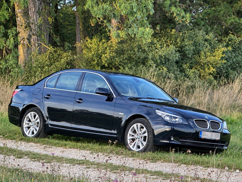 Bild des Angebotes BMW 525d xDrive Edition Exclusive ex. Behörden Fzg.