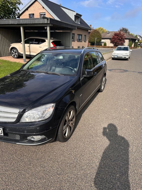 Bild des Angebotes Mercedes-Benz C 320 CDI 4MATIC T Autom. Avantgarde