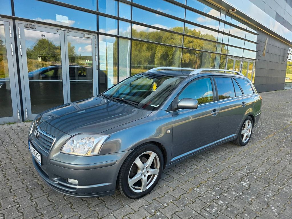 Bild des Angebotes Toyota Avensis 1.8 KAT