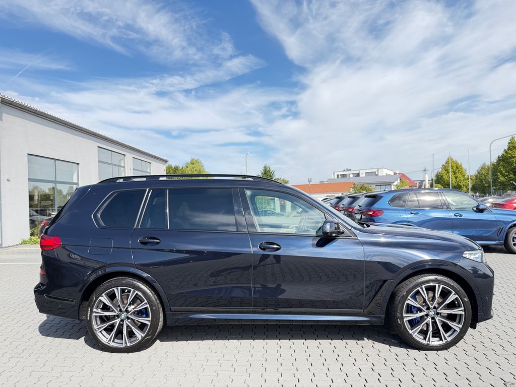 Bild des Angebotes BMW X7*M50xd*M-SPORTPAKET*3xTV*6xSITZER*ACC*HUD*360