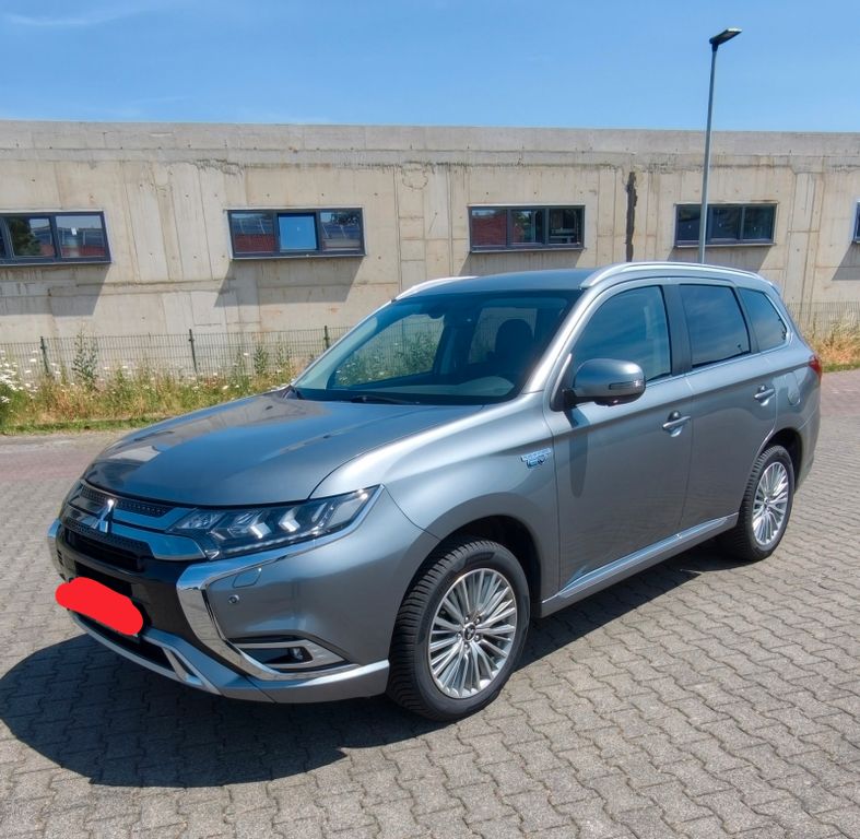 Bild des Angebotes Mitsubishi Plug-in Hybrid Outlander 2.4 , 4 wd.