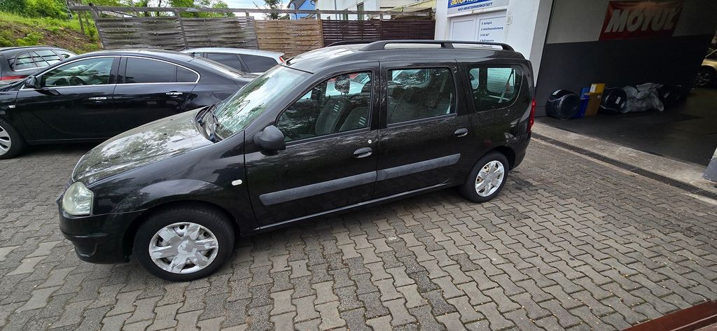 Bild des Angebotes Dacia Logan  dCi 7-Sitzen Klima El.Fenst.TÜV-27 1-Hand