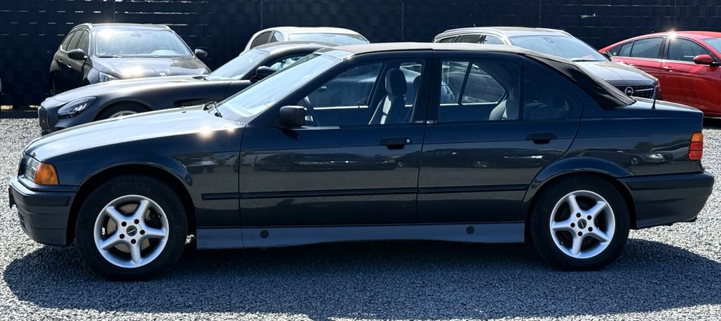Bild des Angebotes BMW 316i Baur  TC Cabrio 1.Hand Scheckheft Oldtimer
