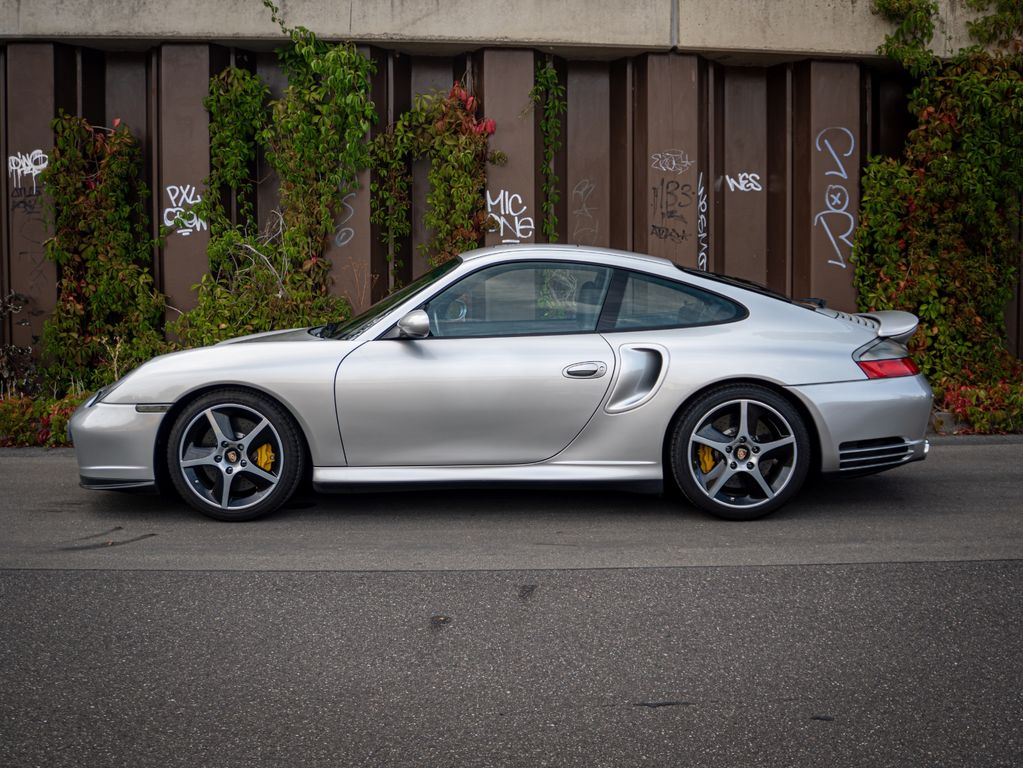 Porsche 996 Turbo S Schalter / Service und TÜV neu / BRD