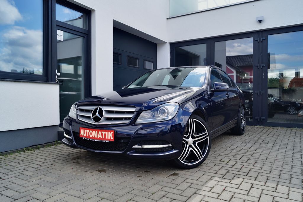 Bild des Angebotes Mercedes-Benz C 300 CDI 4Matic-XENON-STANDHZG-SPUR-LEDER-