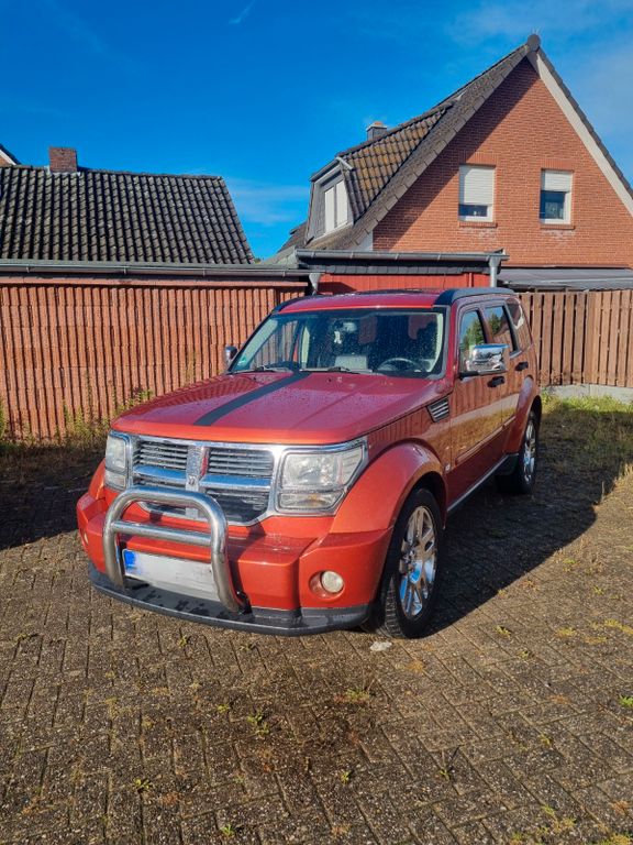 Bild des Angebotes Dodge Nitro SXT 2.8 CRD 4WD Autom. SXT