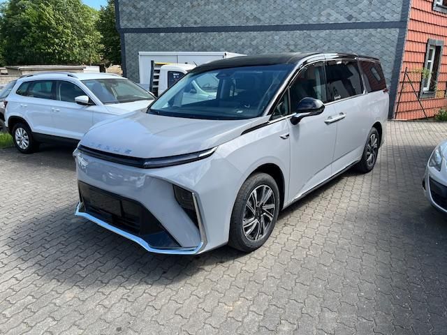 Bild des Angebotes Maxus MIFA 9 LUXURY+AKKU90kWh+7-SITZER+LAGERWAGEN