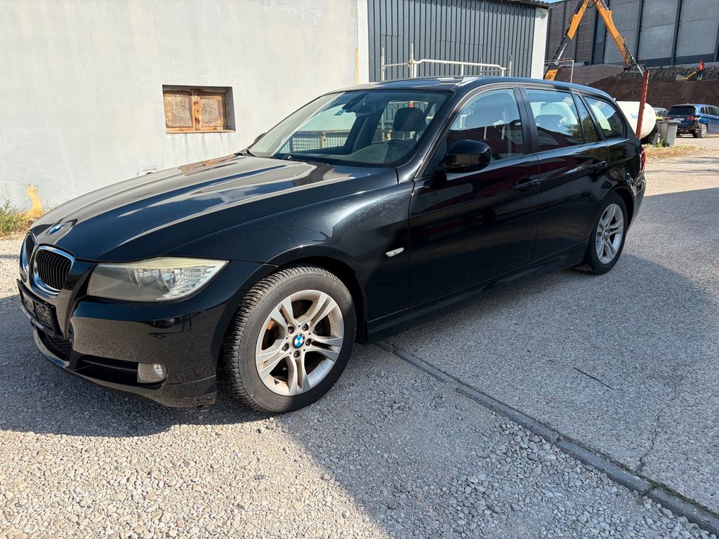 Bild des Angebotes BMW 320d touring -