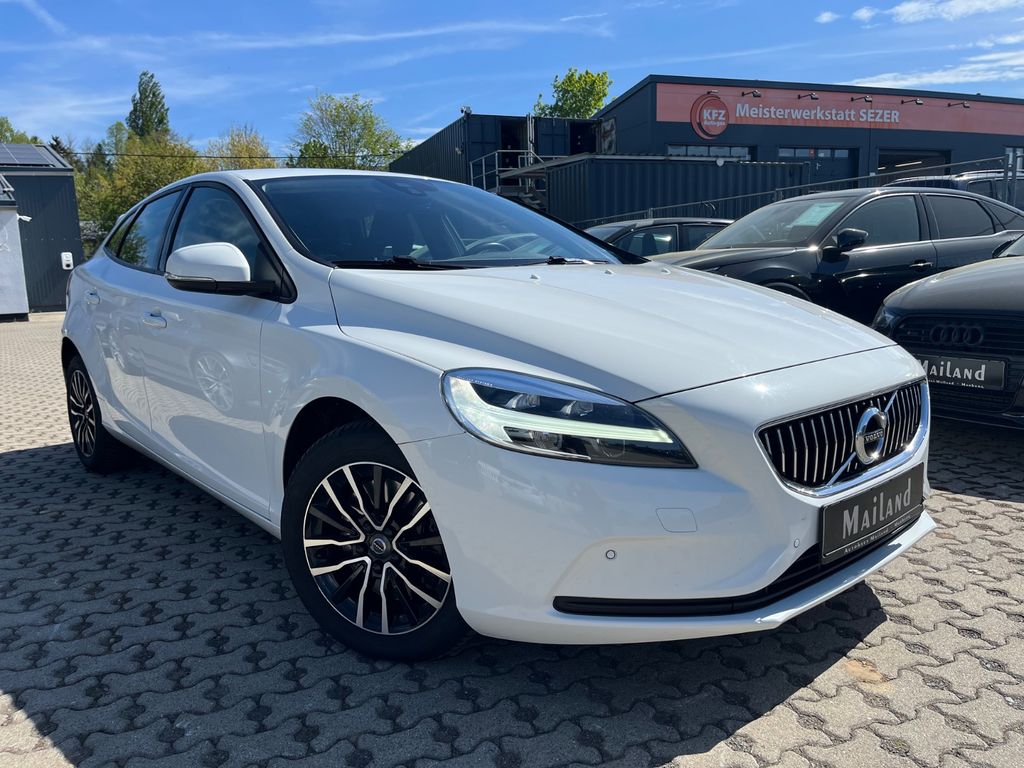 Bild des Angebotes Volvo V40 Momentum