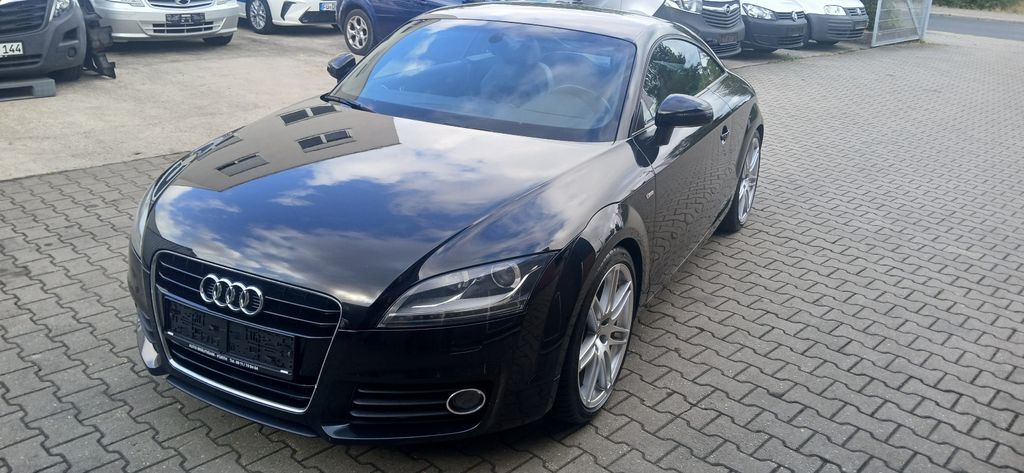 Audi TT Coupe/Roadster 2.0 TFSI Coupe S-Line
