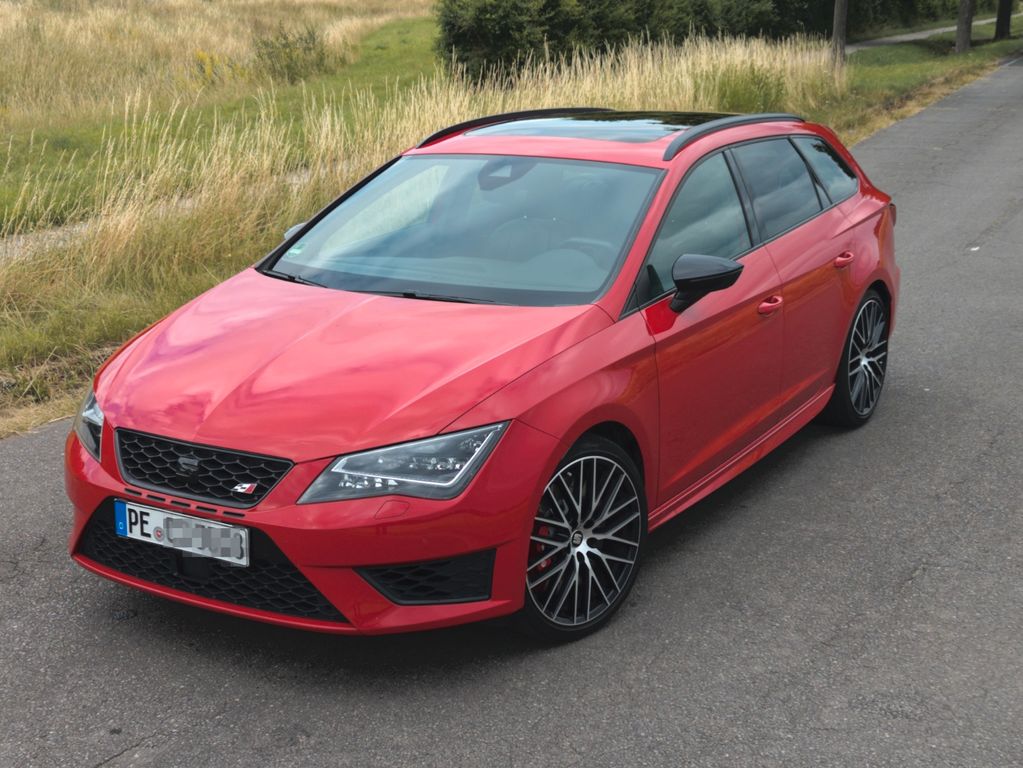 Bild des Angebotes Seat Leon ST CUPRA 290 Performance Pano | Brembo neu