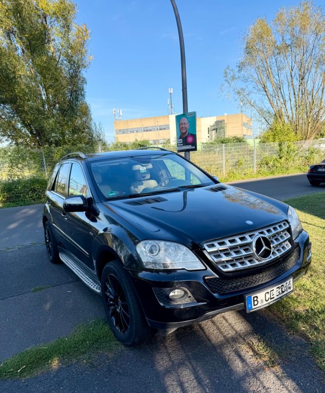 Bild des Angebotes Mercedes-Benz ML 300 cdi BlueEfficiency V6 Leder AHK