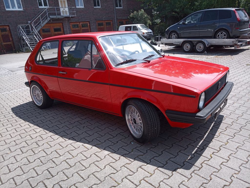 Volkswagen Golf 1