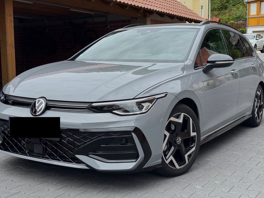 Bild des Angebotes Volkswagen Golf 1.5 TSI 110kW R-Line Variant R-Line