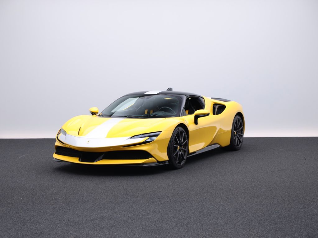 Bild des Angebotes Ferrari SF90 Stradale Assetto Fiorano*Ferrari Frankfurt*