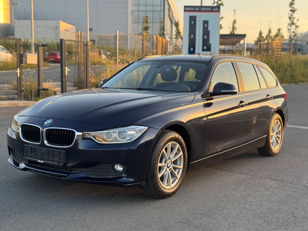 Bild des Angebotes BMW 316i Sport Line*NAVI*LED*SHZ*PDC*GARANTIE*AUTOMA