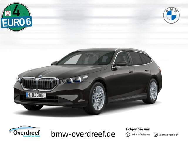Bild des Angebotes BMW i5 eDrive40 Touring Navi Bluetooth PDC MP3