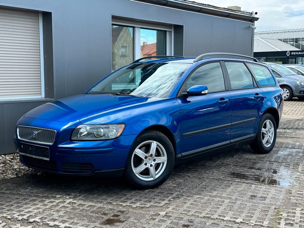 Bild des Angebotes Volvo V50 Kombi 1.8 Kinetic 2HAND*KLIMA*