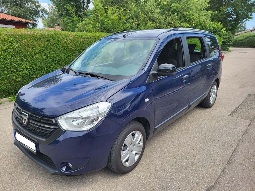 Bild des Angebotes Dacia Lodgy Benziner | EZ 03/2020 | 73.000 km |