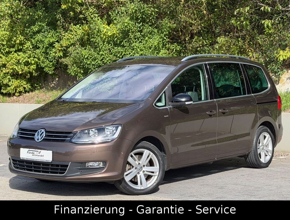 Bild des Angebotes Volkswagen Sharan 2.0 TDI Match/1HAND/KAMERA/7SITZE/LEDER