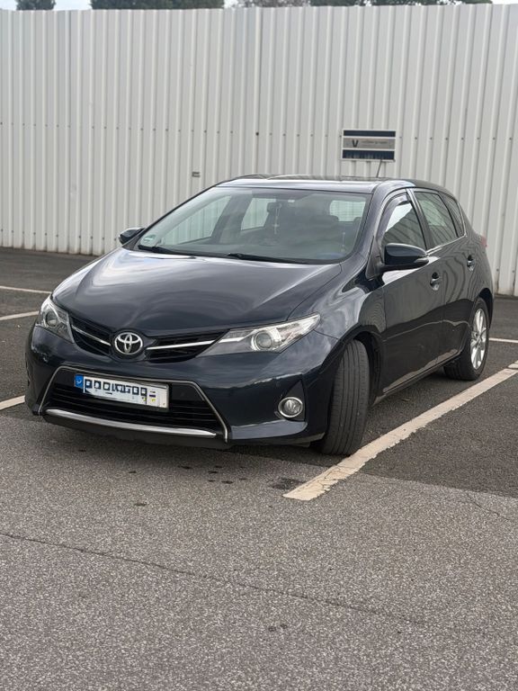 Bild des Angebotes Toyota Auris Comfort 2,0-l-D-4D S/S Comfort