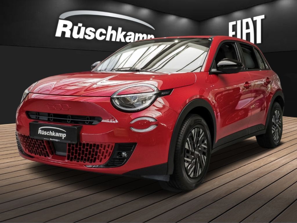 Bild des Angebotes Fiat 600e Red Elektro Voll-LED PDC  AppleCar 3-Phasig