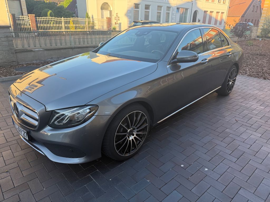 Bild des Angebotes Mercedes-Benz E 350d Avantgarde | 258 PS | Schiebedach | LED |