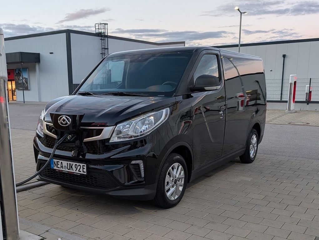 Bild des Angebotes Maxus Edeliver 3 Elektro  schwarz 2025 53kwh neuwertig