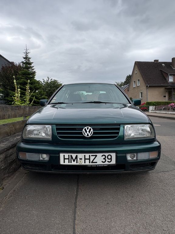 Bild des Angebotes Volkswagen Vento 1.8 GLX GKAT