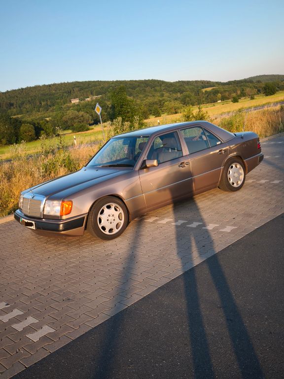 Bild des Angebotes Mercedes-Benz Mercedes Benz W124 260E, Bj. 04.1990, H-Kennzeic