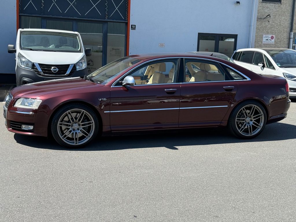 Bild des Angebotes Audi S8 5.2 quattro*Bang&Olufsen*Kamera*2.Hand*