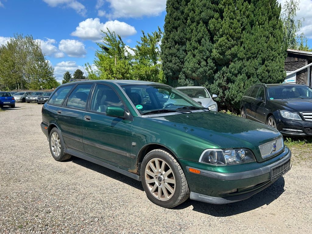 Bild des Angebotes Volvo V40 1.8*AUTOMATIK*SEHR GEPFLEGT*
